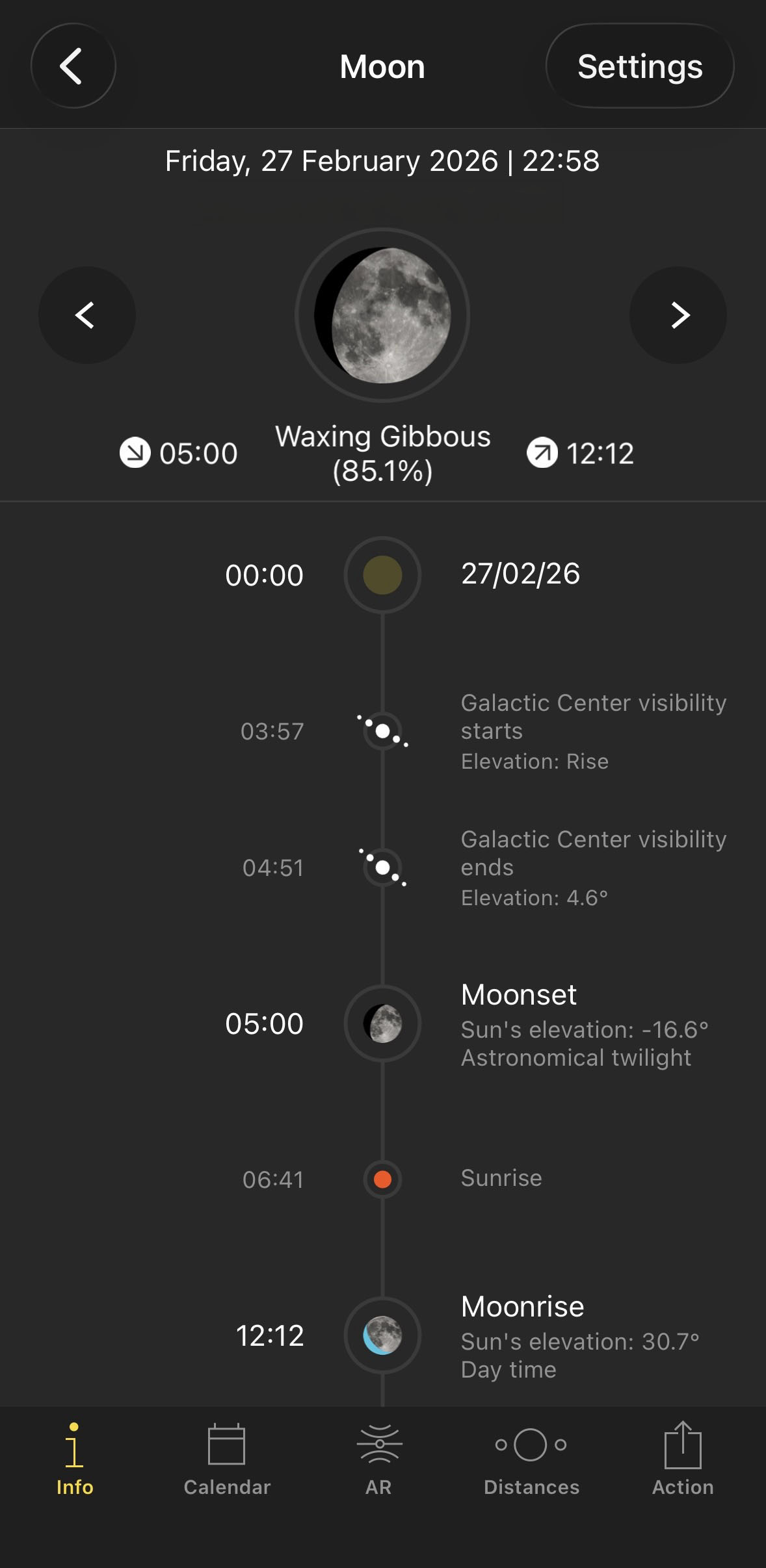 PhotoPills Moon planning data for astrophotography